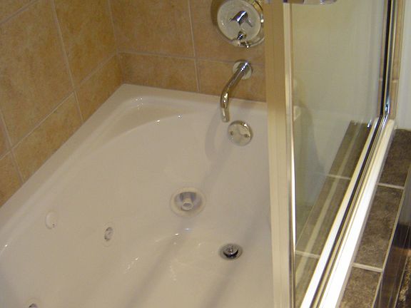 Jacuzzi Tub