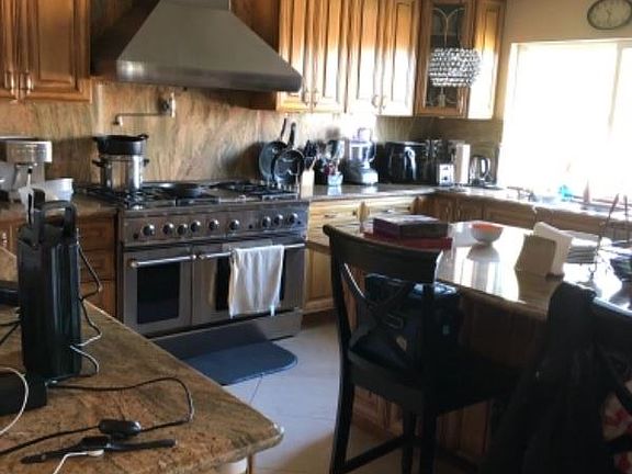 3rd image of 7430 Liz Ct