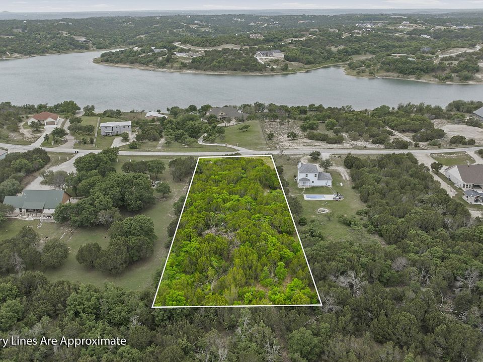 1st image of 2075 Lakeside Dr