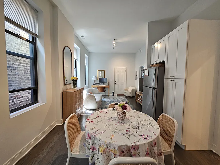 951 W Armitage Ave #2R — Photo 6