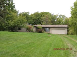 7223 Slocum Rd, Ontario, NY 14519