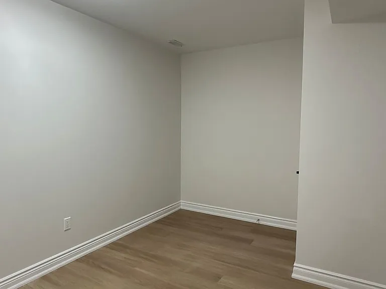 19 Church St #BASEMENT — Photo 6