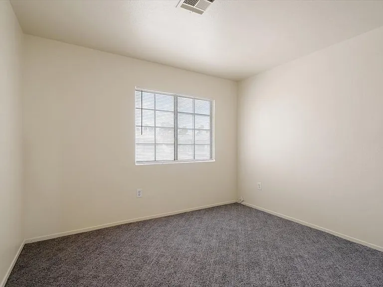 2576 N Silver Shadow Dr — Photo 16