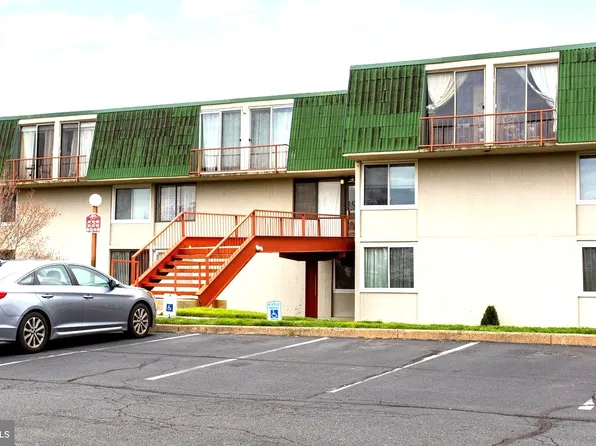 3422 Forest Ln #D-3, Schwenksville, PA 19473