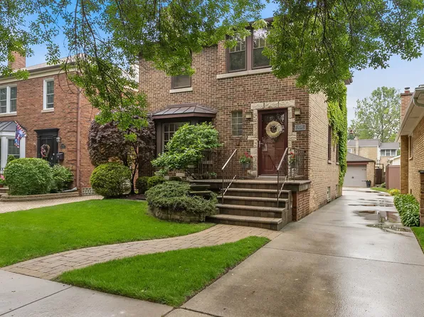 6338 N Le Mai Ave, Chicago, IL 60646