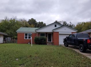 718 Davis St NW, Ardmore, OK 73401