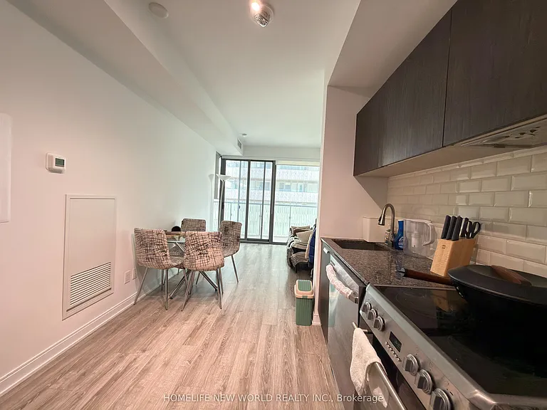 50 Charles St E #3206 — Photo 8