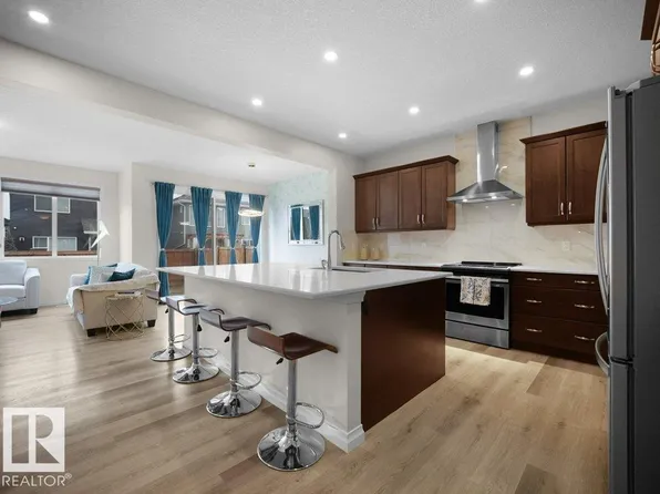 3114 Chokecherry Bnd SW, Edmonton, AB T6X 2M2