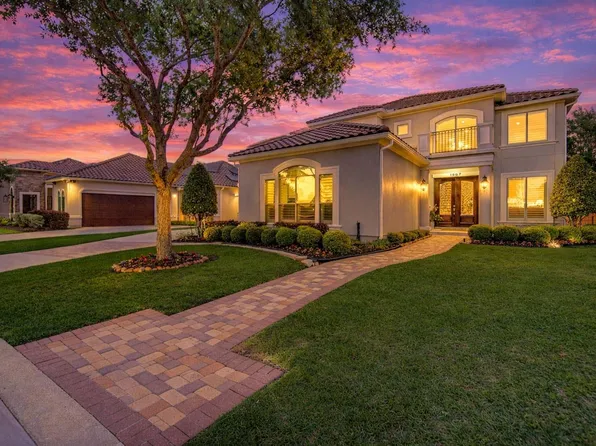 1907 Flower Garden Ln, Houston, TX 77077