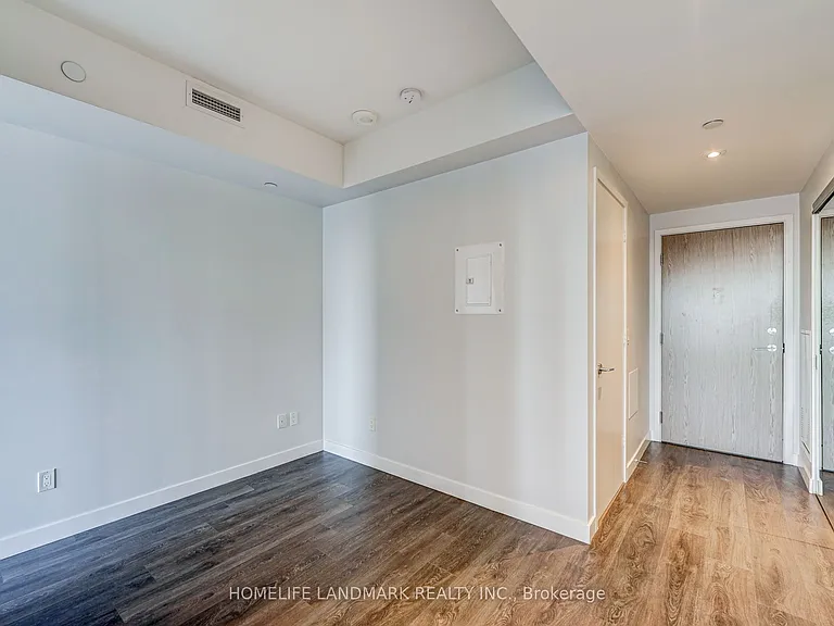 215 Queen St W #1403 — Photo 10