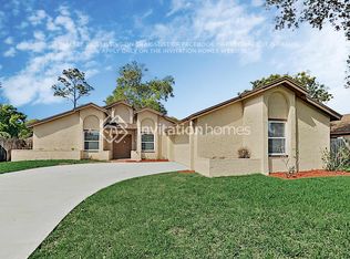 1937 Houndslake Dr, Winter Park, FL 32792