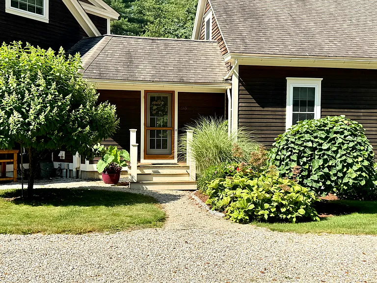 143 West Rd — Photo 25