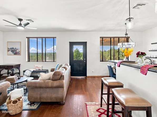 2310 N Cottage Trl #B8, Show Low, AZ 85901