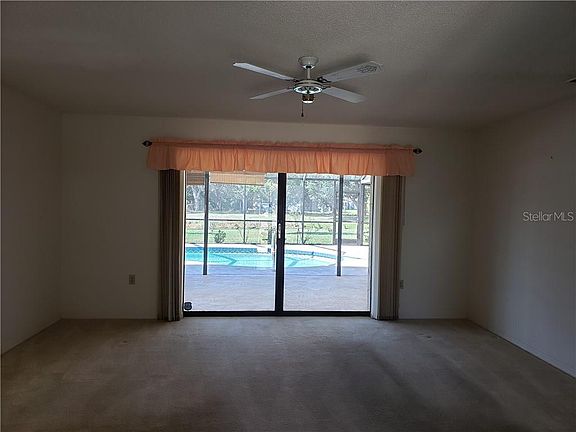 4th image of 1569 Bay Hill Cir