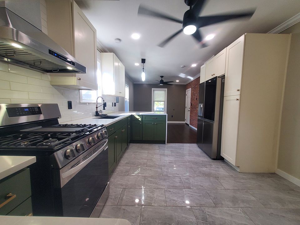 1st image of 36 Baxter Ave #1