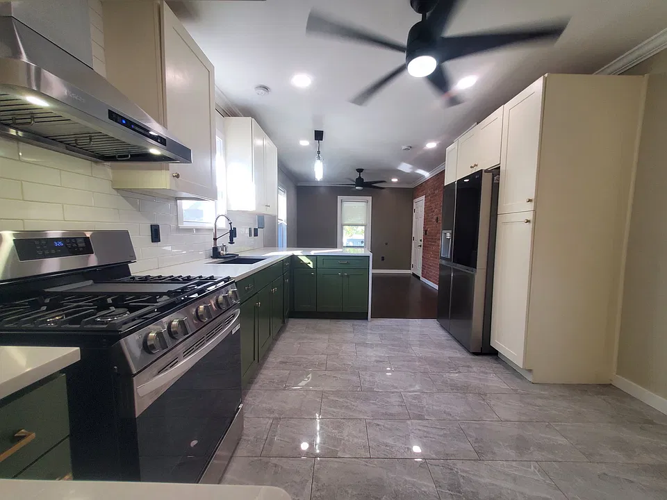 36 Baxter Ave #1