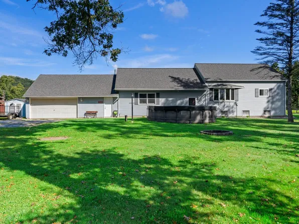 N1805 Hilltop ROAD, Stoddard, WI 54658