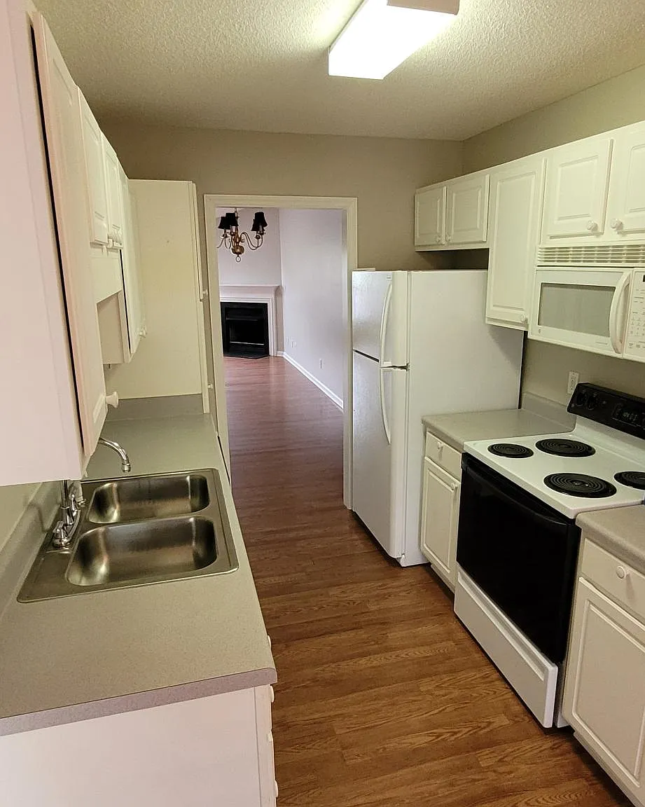 2 bed, 1148 sqft, $1,495 — Photo 3