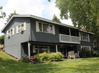 W5661 Ridge Rd, Elkhorn, WI 53121