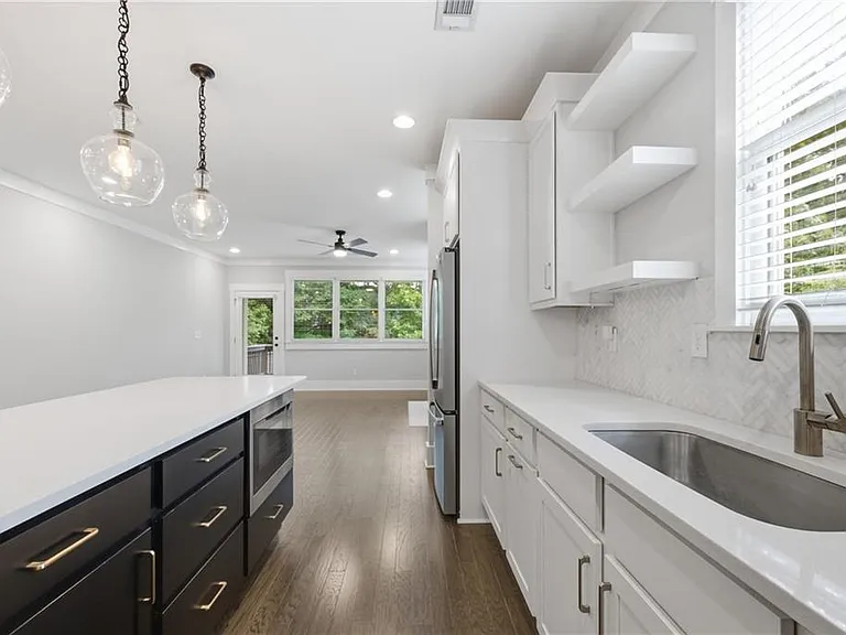 254 Lamon Ave SE #B — Photo 10
