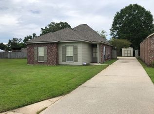 41076 Fairmont Ave, Prairieville, LA 70769