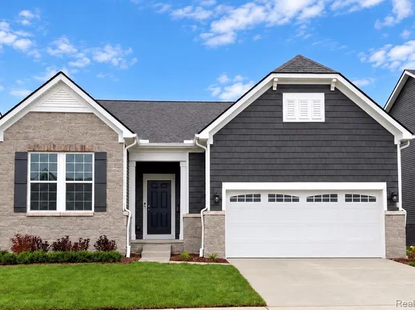 3013 Sheffield Cir, Clarkston, MI 48346