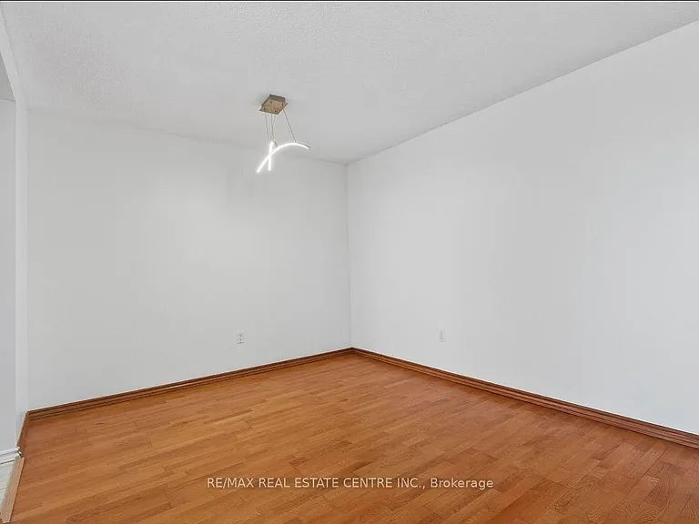 100 County Court Blvd #1201 — Photo 5