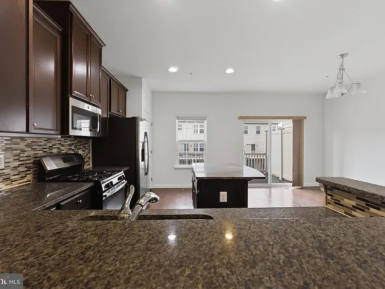 12191 Montreat Pl — Photo 15