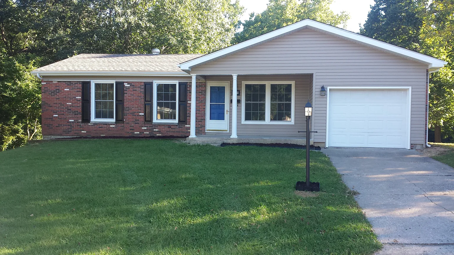 4807 Sandy Ct photo 1