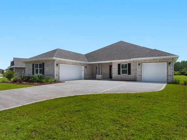 943 Coastal Breeze Dr, Freeport, FL 32439