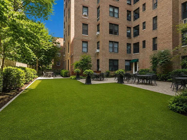 50 Glenwood Ave #410 — Photo 32