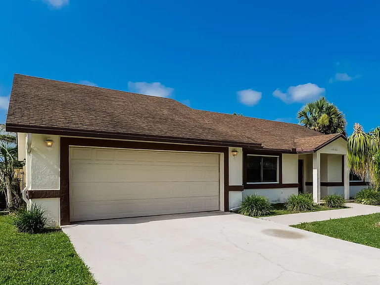 14480 Stirrup Ln — Photo 3