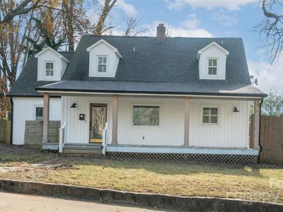 203 Morehead St, Morganton, NC, 28655