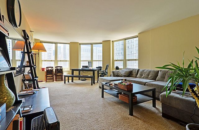 1st image of 345 N La Salle Dr APT 1407