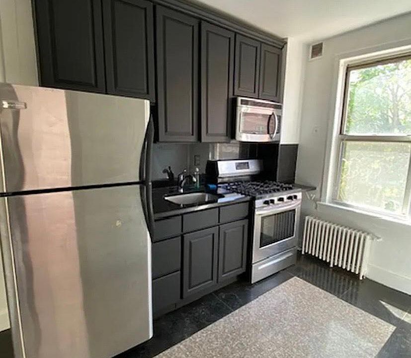 1st image of 17006 88th Ave APT 3C