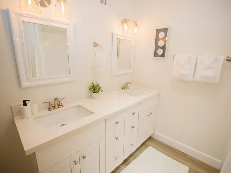 8449 Travis Ct — Photo 35