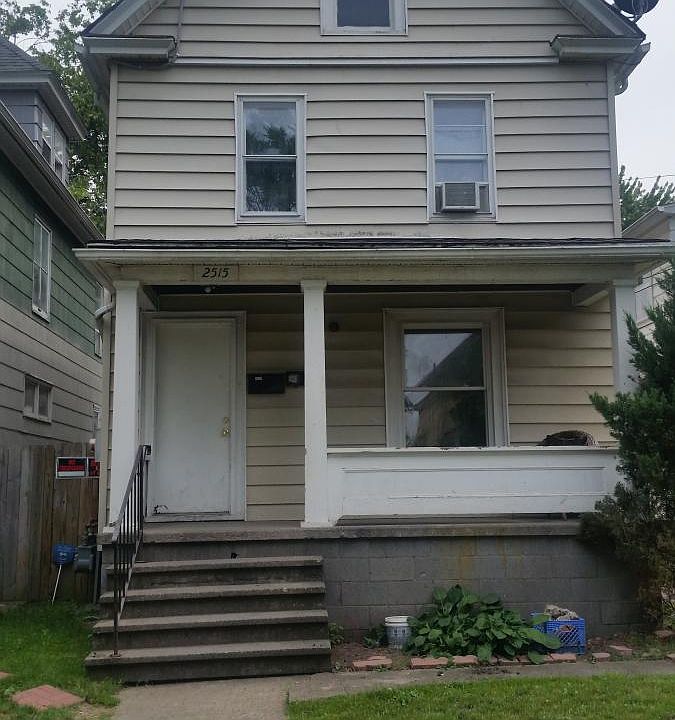 2nd image of 2515 Falls St #2
