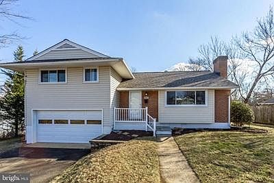 1st image of 5803 Harvey Pl