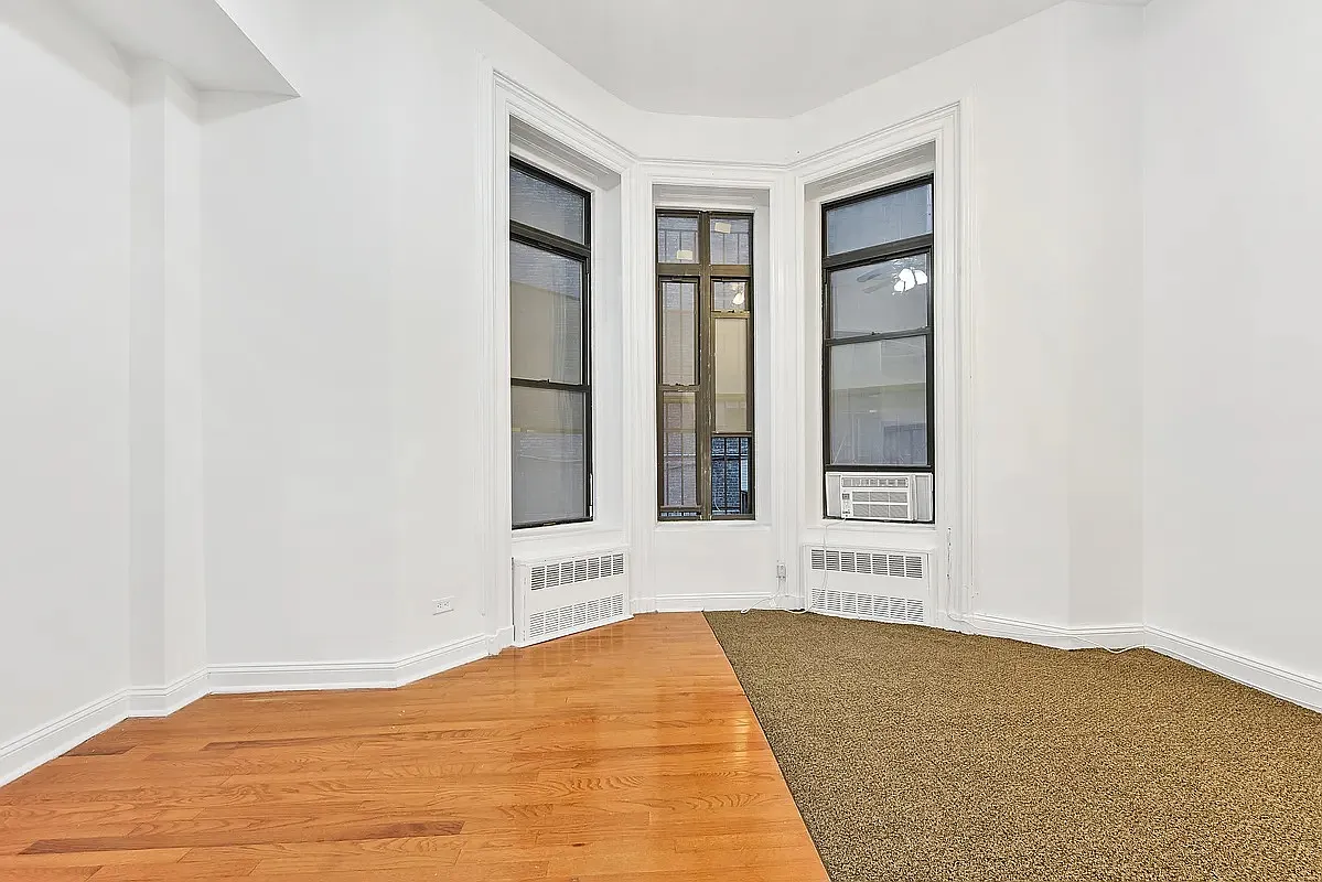 Building Photo - 201B E 82nd St #2