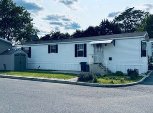 6 Monique Cir, Hazlet, NJ 07730