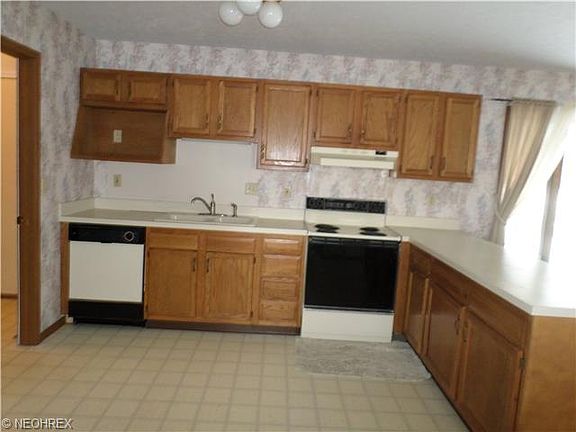 2nd image of 142 Royal Crest Dr