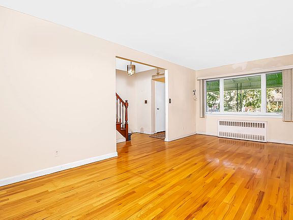4th image of 60-28 76th St