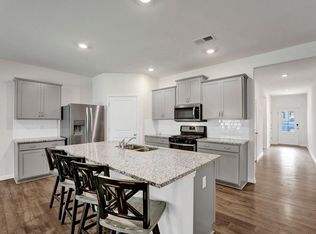 5132 Shellback Dr, Millington, TN 38053