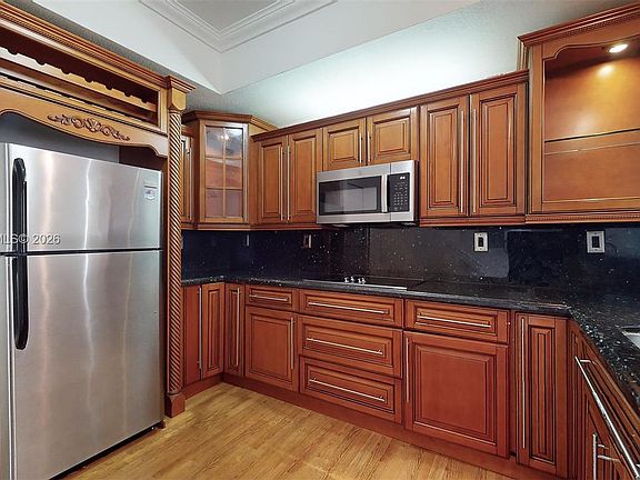 2nd image of 8980 W Flagler St APT 201