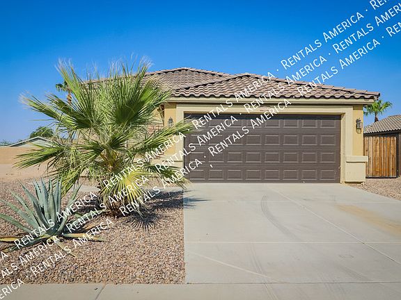 2nd image of 2033 N Thunderbird Ave