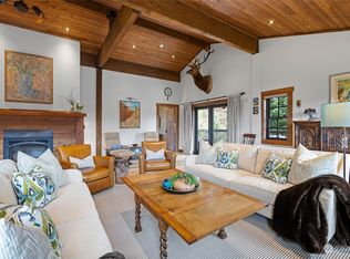 1270 Fruit Valley Ln, White Salmon, WA 98672