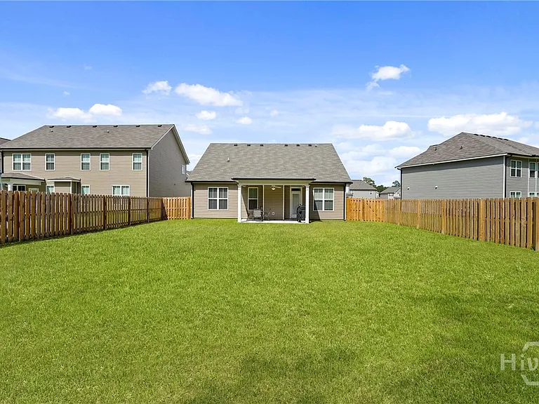 138 Sams Dr — Photo 30