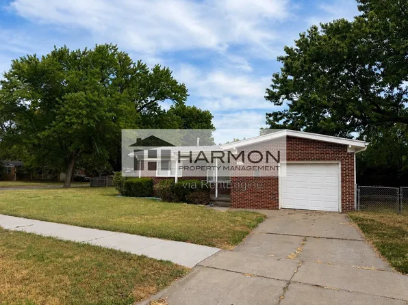 944 W 34th St S, Wichita, KS 67217