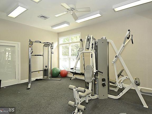 4th image of 613 Admiral Dr Unit 206