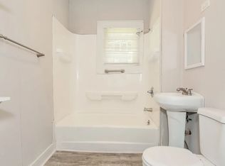 206 E Guilford St, Thomasville, NC 27360